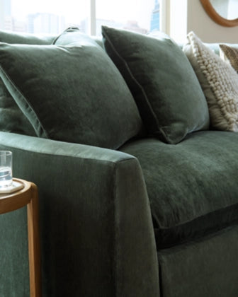 Carriage View 3-Piece Sectional( Coming Soon)