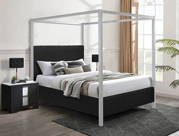 5262BK CORA CANOPY BED
