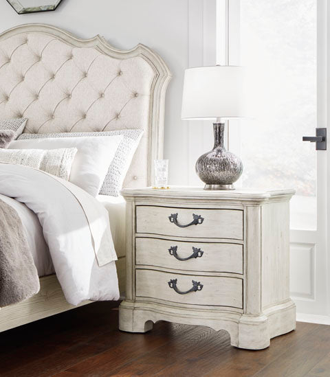 Arlendyne Bedroom Collection