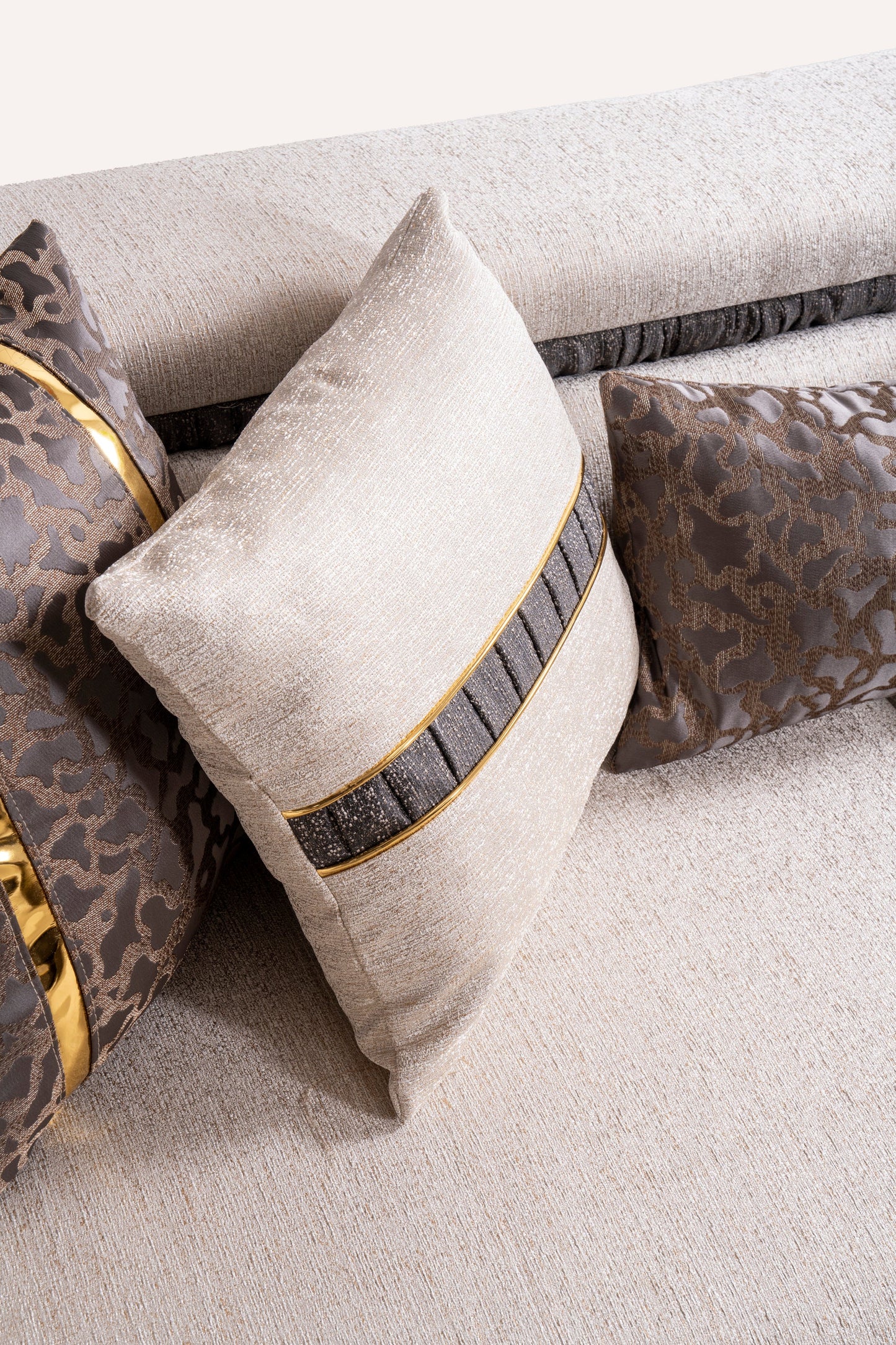 Diamond Collection Sofa Set